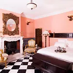 Suite501